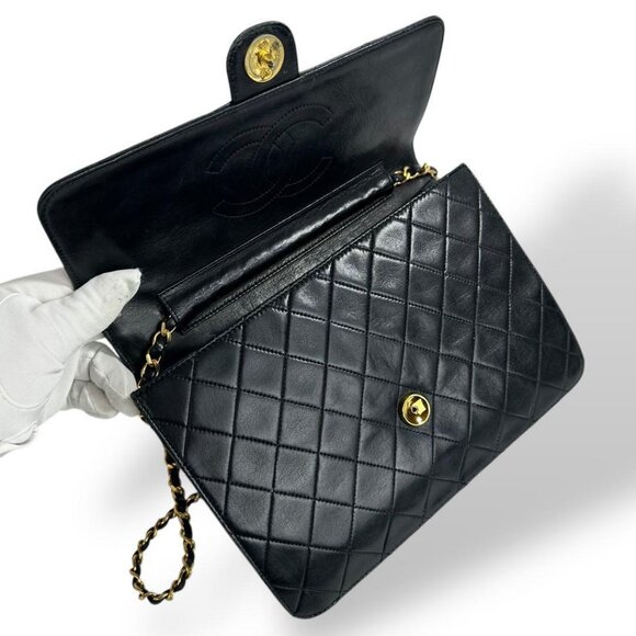Authentic CHANEL 24K Classic Vintage Single Flap Bag Timeless Chain Purse Black - Picture 9 of 13